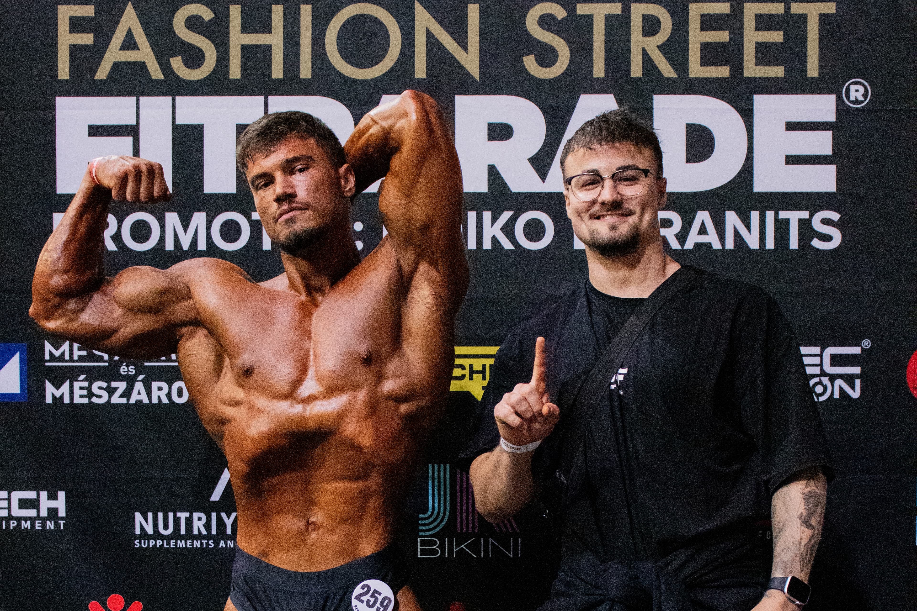 Maks and Leo on stage at Fit Parade